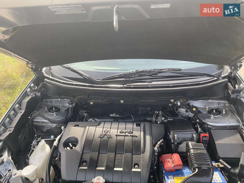 Внедорожник / Кроссовер Mitsubishi ASX 2014 в Житомире