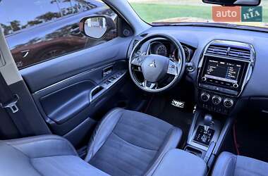 Внедорожник / Кроссовер Mitsubishi ASX 2021 в 
