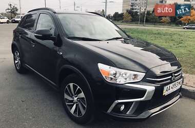 Внедорожник / Кроссовер Mitsubishi ASX 2019 в 