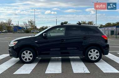 Внедорожник / Кроссовер Mitsubishi ASX 2011 в 