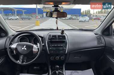 Внедорожник / Кроссовер Mitsubishi ASX 2011 в 