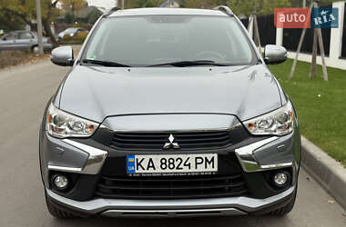 Внедорожник / Кроссовер Mitsubishi ASX 2017 в 