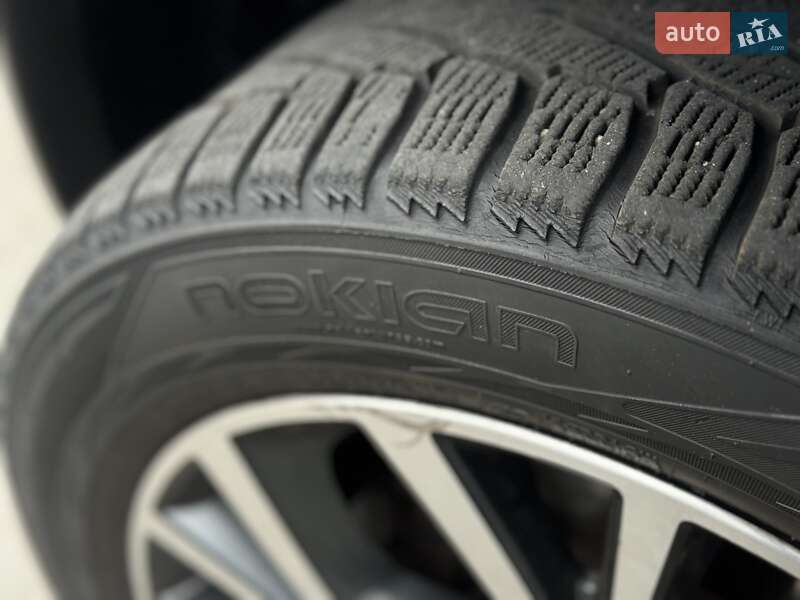 Позашляховик / Кросовер Mitsubishi ASX 2016 в Києві