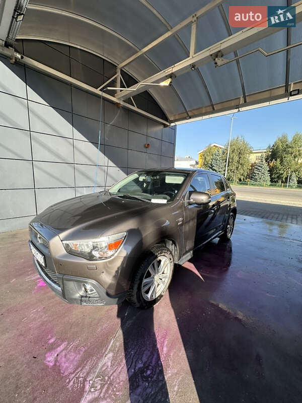 Внедорожник / Кроссовер Mitsubishi ASX 2011 в Ровно фото 2 Внедорожник / Кроссовер Mitsubishi ASX 2011 в Ровно