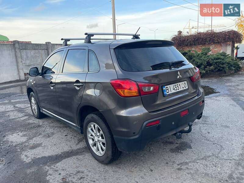 Внедорожник / Кроссовер Mitsubishi ASX 2011 в Полтаве