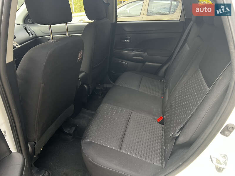 Позашляховик / Кросовер Mitsubishi ASX 2010 в Києві фото 13 Позашляховик / Кросовер Mitsubishi ASX 2010 в Києві