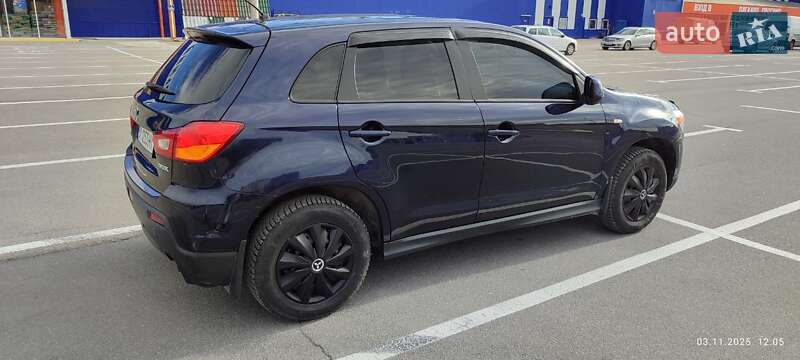 Внедорожник / Кроссовер Mitsubishi ASX 2012 в Каменец-Подольском