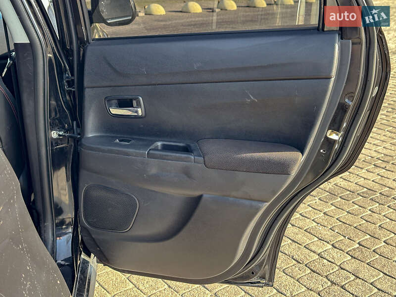 Позашляховик / Кросовер Mitsubishi ASX 2011 в Радивиліві фото 80 Позашляховик / Кросовер Mitsubishi ASX 2011 в Радивиліві