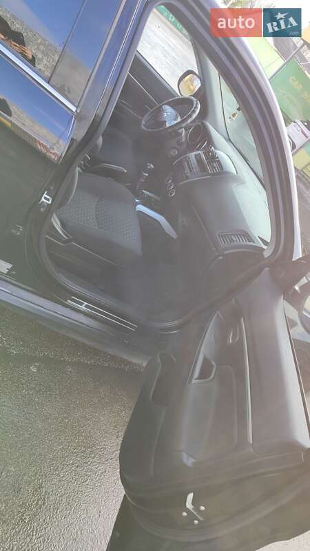 Внедорожник / Кроссовер Mitsubishi ASX 2010 в Ахтырке