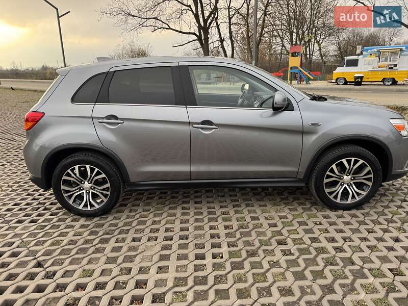 Внедорожник / Кроссовер Mitsubishi ASX 2017 в Коломые