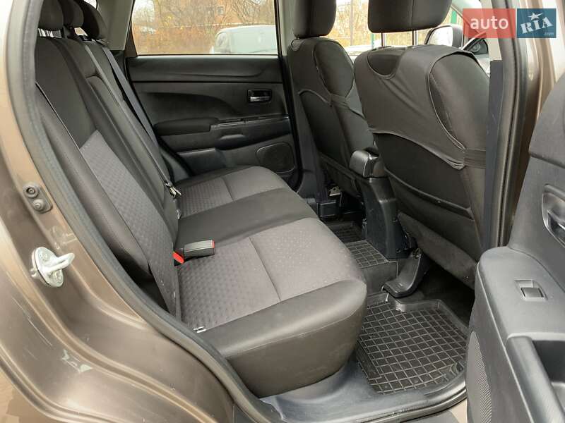 Позашляховик / Кросовер Mitsubishi ASX 2011 в Бердичеві фото 32 Позашляховик / Кросовер Mitsubishi ASX 2011 в Бердичеві