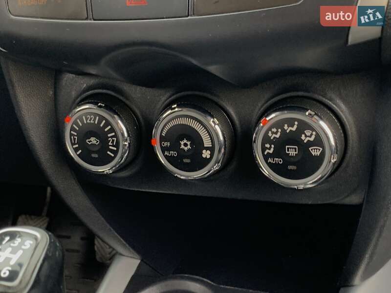 Позашляховик / Кросовер Mitsubishi ASX 2011 в Бердичеві фото 38 Позашляховик / Кросовер Mitsubishi ASX 2011 в Бердичеві