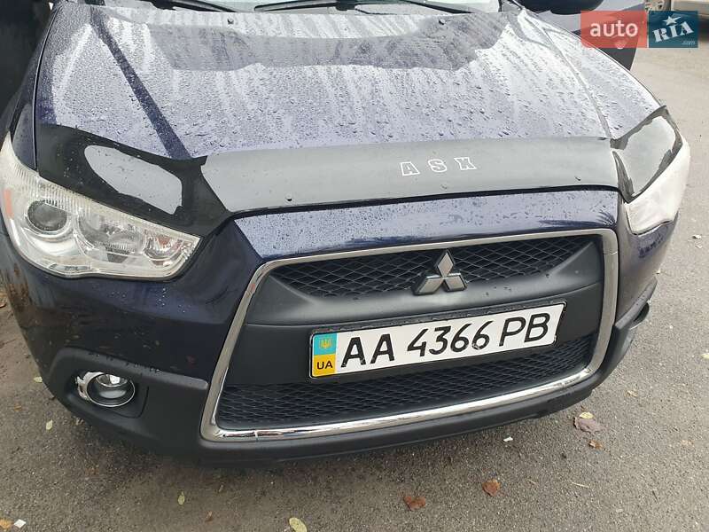 Позашляховик / Кросовер Mitsubishi ASX 2012 в Києві