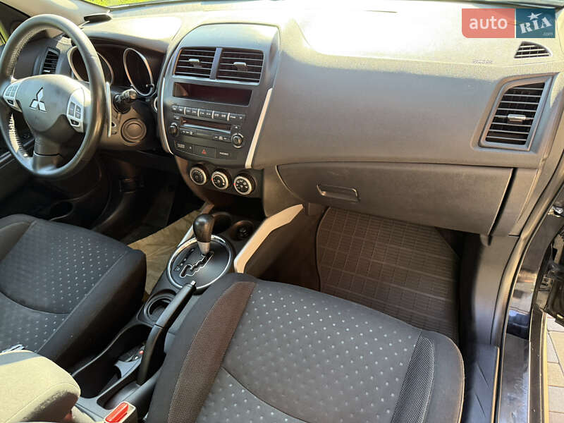 Позашляховик / Кросовер Mitsubishi ASX 2012 в Дніпрі фото 6 Позашляховик / Кросовер Mitsubishi ASX 2012 в Дніпрі