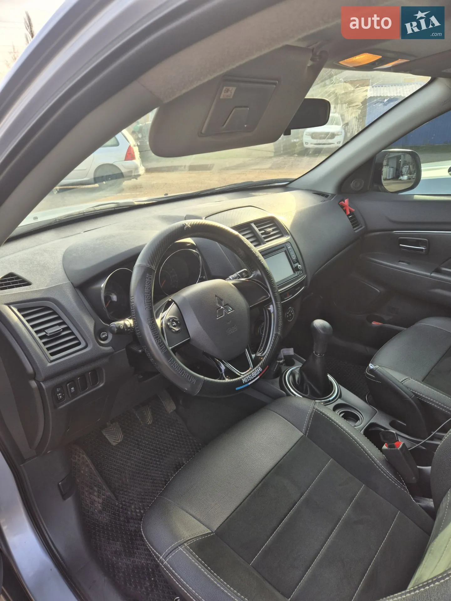 2017 Mitsubishi ASX - мініатюра 11