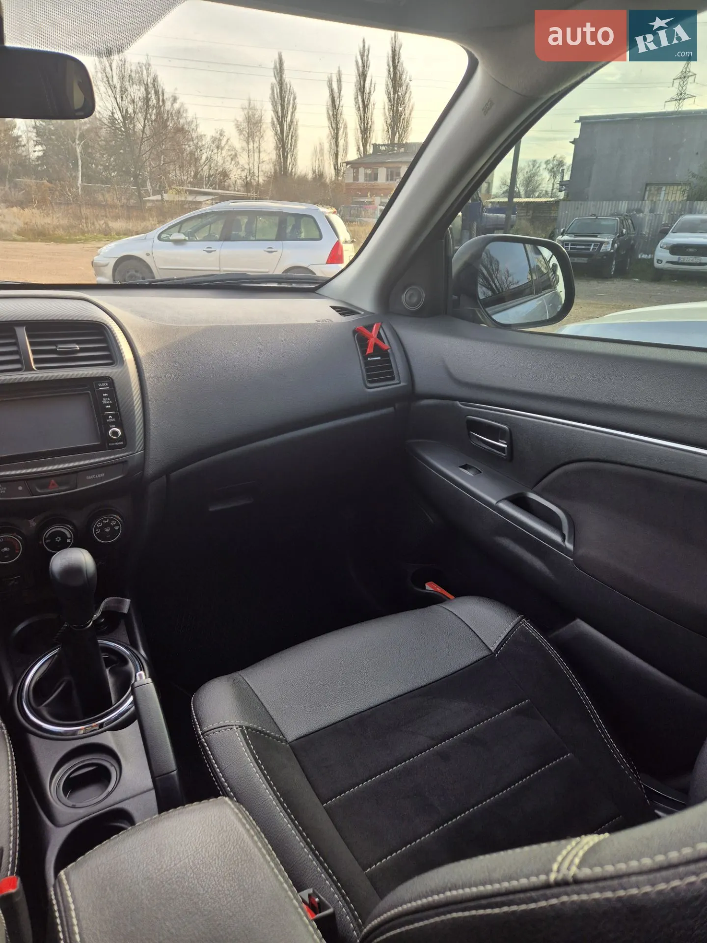 2017 Mitsubishi ASX - мініатюра 13