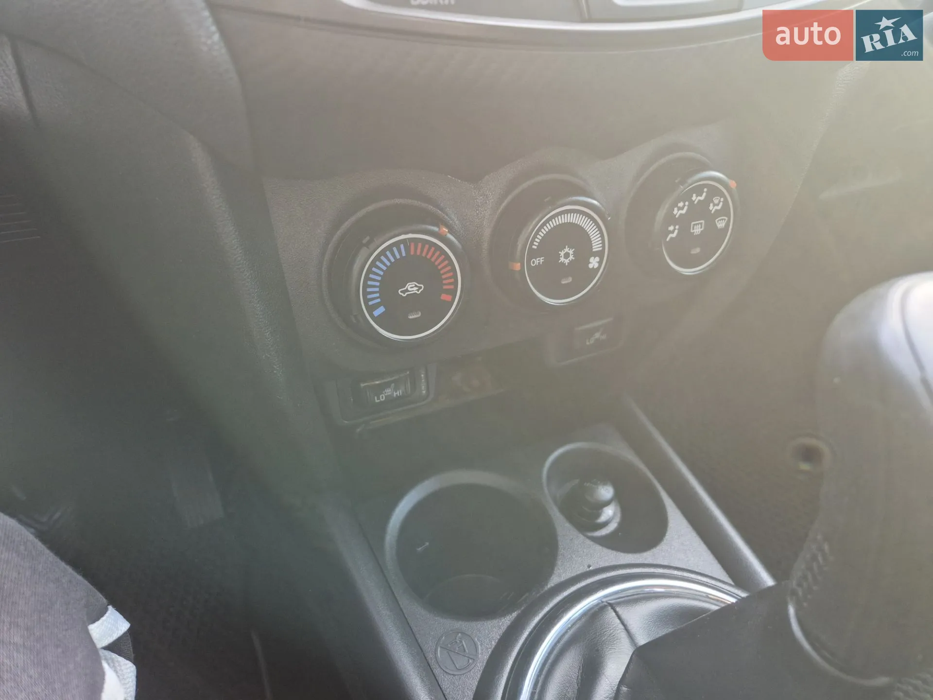 2017 Mitsubishi ASX - мініатюра 16