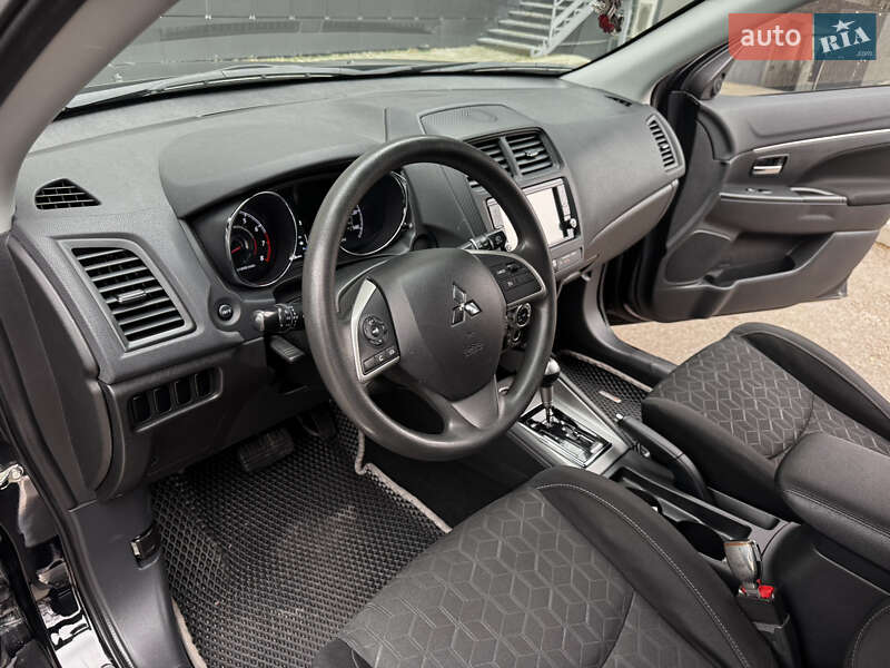 Позашляховик / Кросовер Mitsubishi ASX 2019 в Києві фото 13 Позашляховик / Кросовер Mitsubishi ASX 2019 в Києві