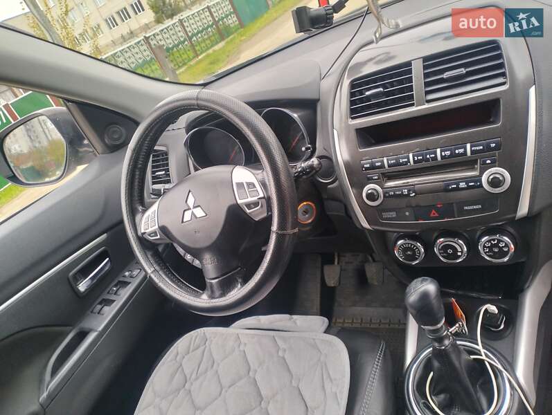 Позашляховик / Кросовер Mitsubishi ASX 2012 в Шепетівці