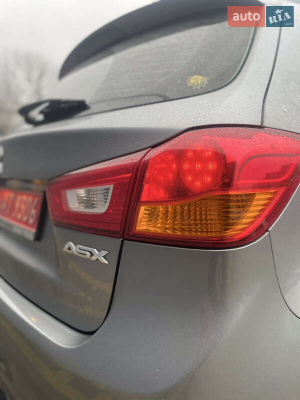 Внедорожник / Кроссовер Mitsubishi ASX 2015 в Житомире