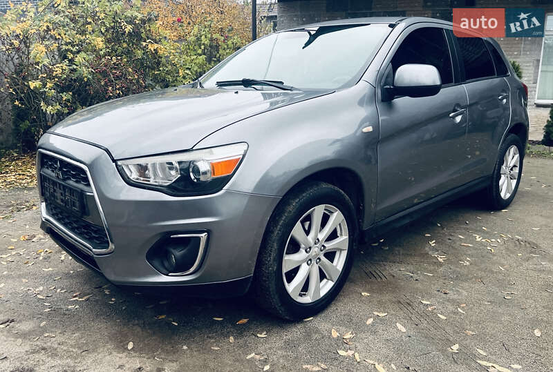 Позашляховик / Кросовер Mitsubishi ASX 2015 в Дніпрі