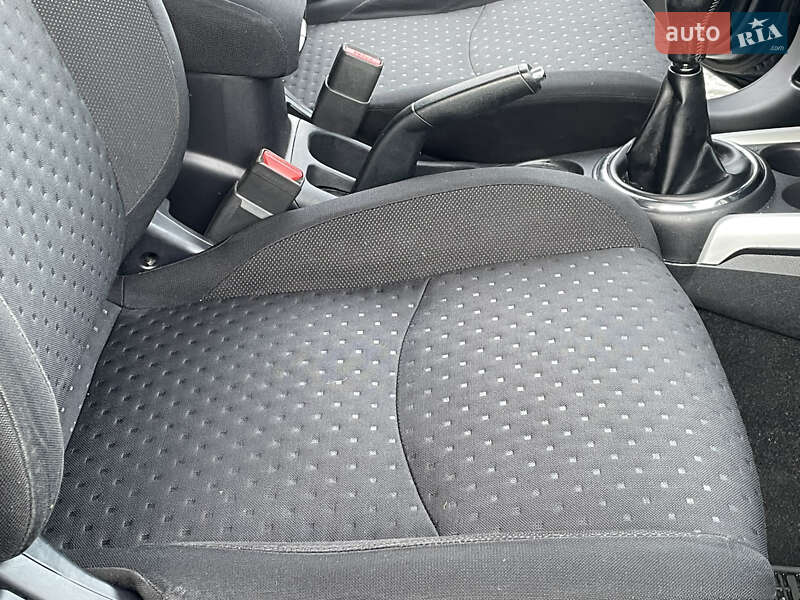 Внедорожник / Кроссовер Mitsubishi ASX 2011 в Меденичах