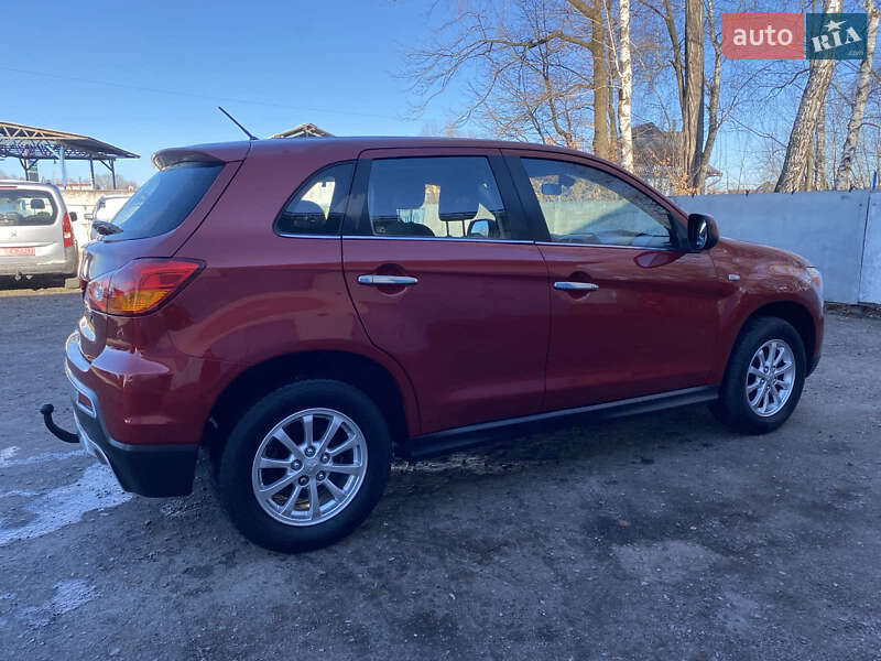 Позашляховик / Кросовер Mitsubishi ASX 2010 в Калуші