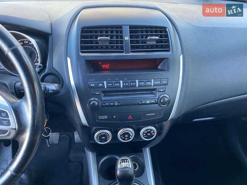 Позашляховик / Кросовер Mitsubishi ASX 2010 в Калуші