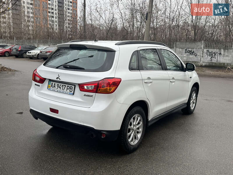 Позашляховик / Кросовер Mitsubishi ASX 2013 в Києві