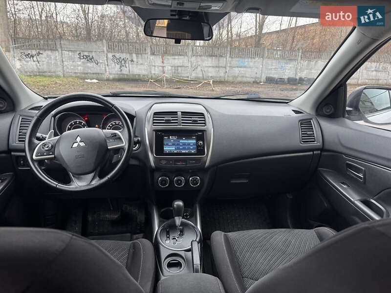 Позашляховик / Кросовер Mitsubishi ASX 2013 в Києві