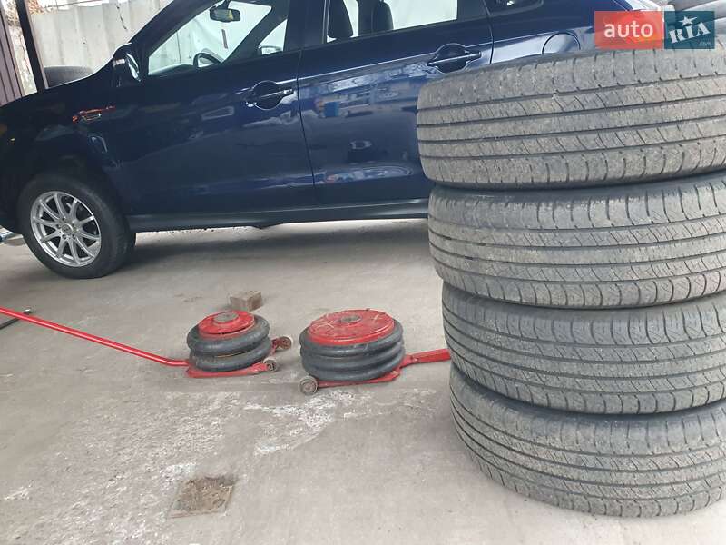 Позашляховик / Кросовер Mitsubishi ASX 2012 в Києві