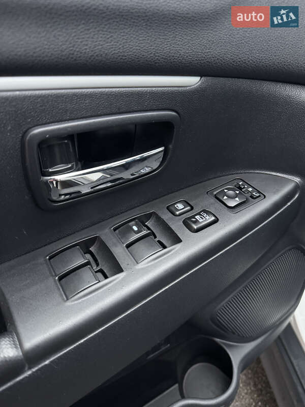 Внедорожник / Кроссовер Mitsubishi ASX 2011 в Броварах