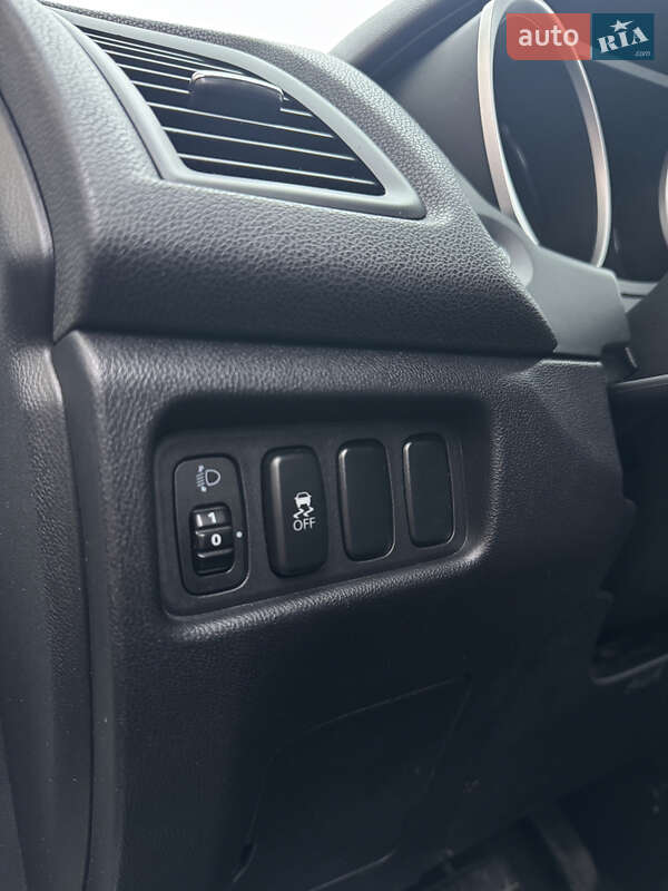 Внедорожник / Кроссовер Mitsubishi ASX 2011 в Броварах