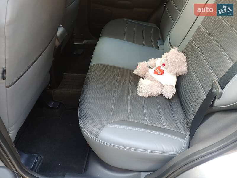 Позашляховик / Кросовер Mitsubishi ASX 2015 в Києві