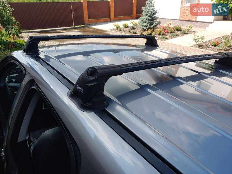 Позашляховик / Кросовер Mitsubishi ASX 2015 в Києві