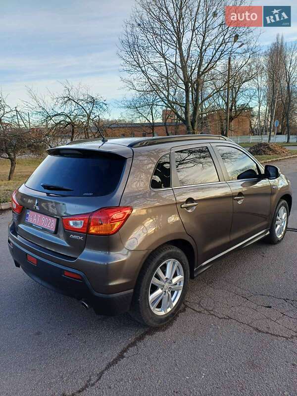 Внедорожник / Кроссовер Mitsubishi ASX 2010 в Ромнах фото 7 Внедорожник / Кроссовер Mitsubishi ASX 2010 в Ромнах