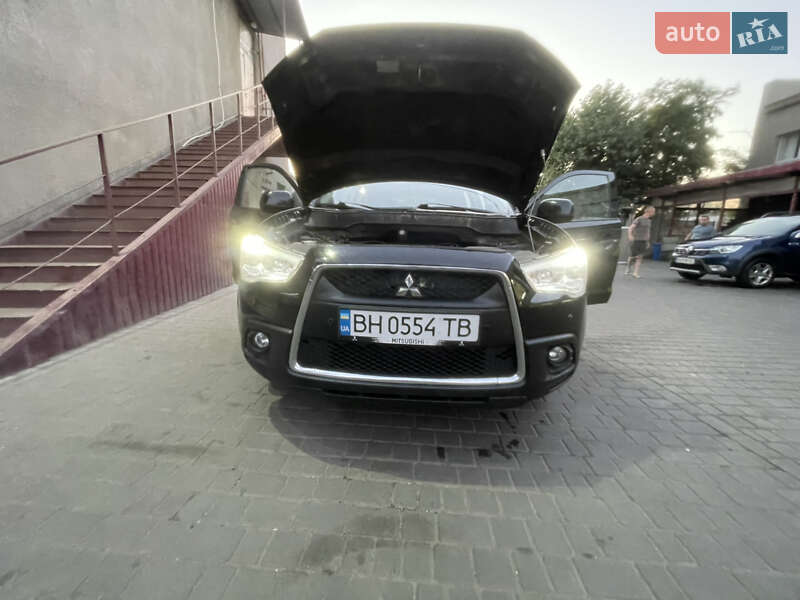 Позашляховик / Кросовер Mitsubishi ASX 2011 в Одесі