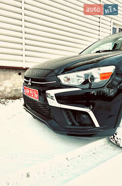 Внедорожник / Кроссовер Mitsubishi ASX 2018 в Славском