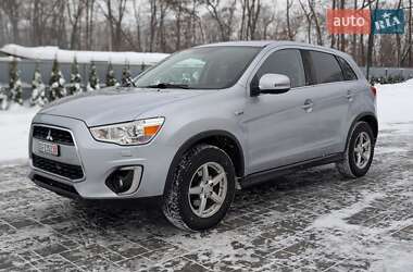 Позашляховик / Кросовер Mitsubishi ASX 2016 в Луцьку