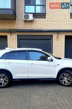 Внедорожник / Кроссовер Mitsubishi ASX 2016 в Днепре