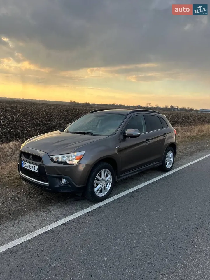 2012 Mitsubishi ASX - мініатюра 8