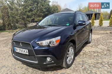 Внедорожник / Кроссовер Mitsubishi ASX 2012 в Млинове