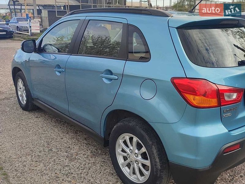 Mitsubishi ASX 2011