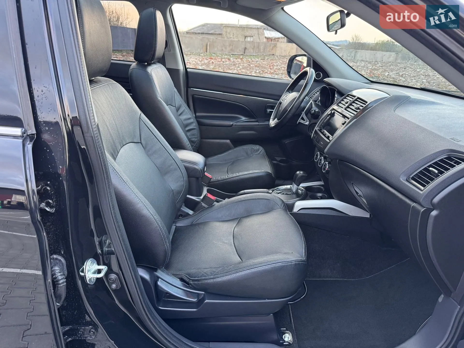 2015 Mitsubishi ASX - мініатюра 23