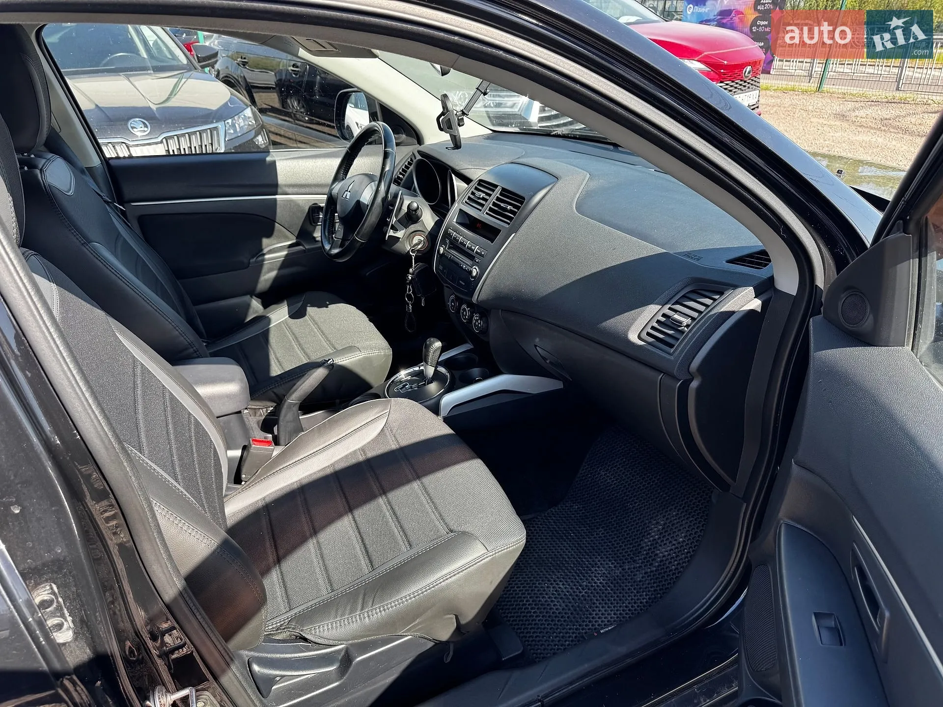 2012 Mitsubishi ASX - мініатюра 12