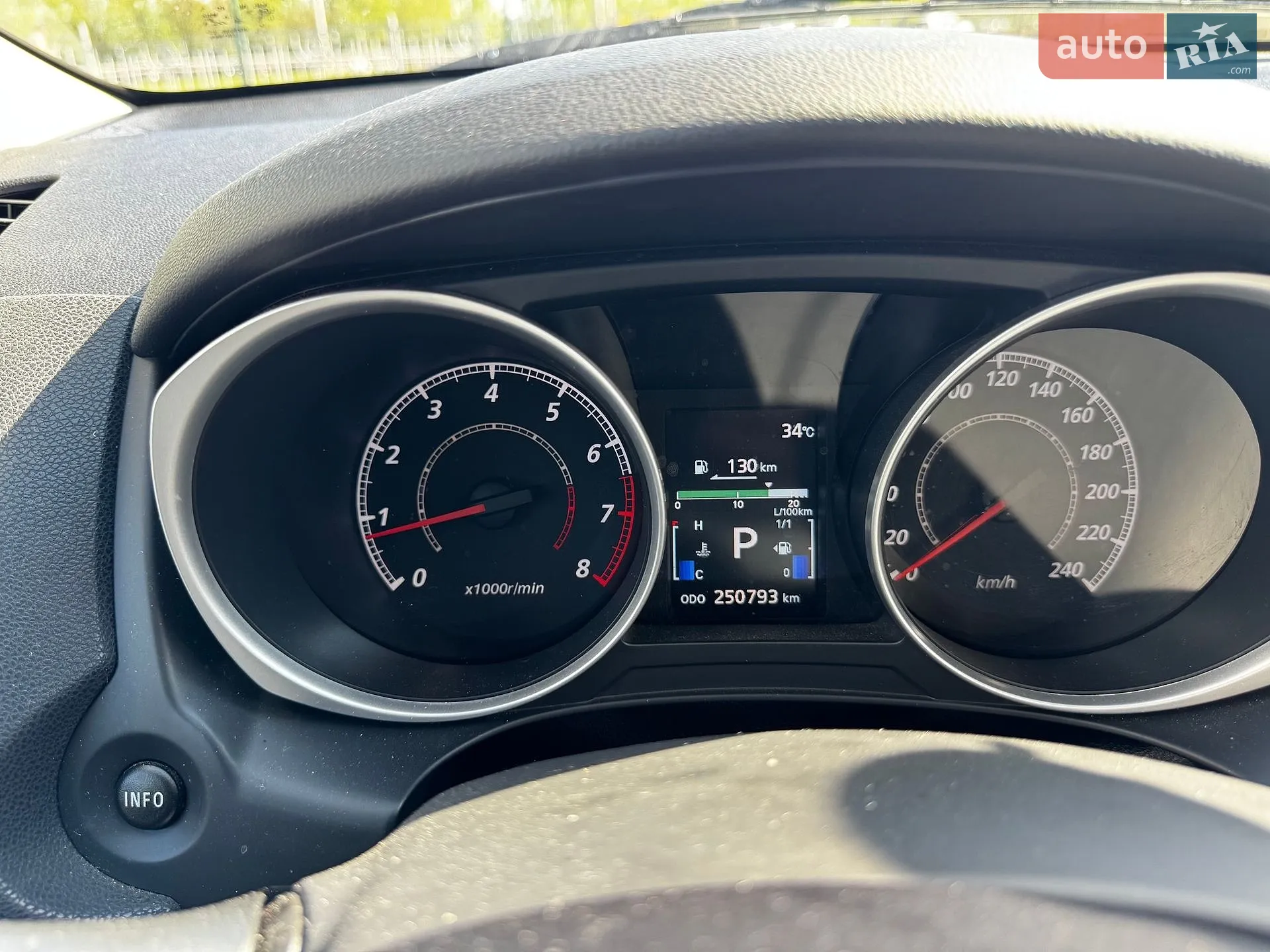 2012 Mitsubishi ASX - мініатюра 16