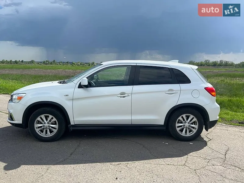 Mitsubishi ASX 2019 VIN JMBXNGA1WKU029596 фото оголошення 4 з 36
