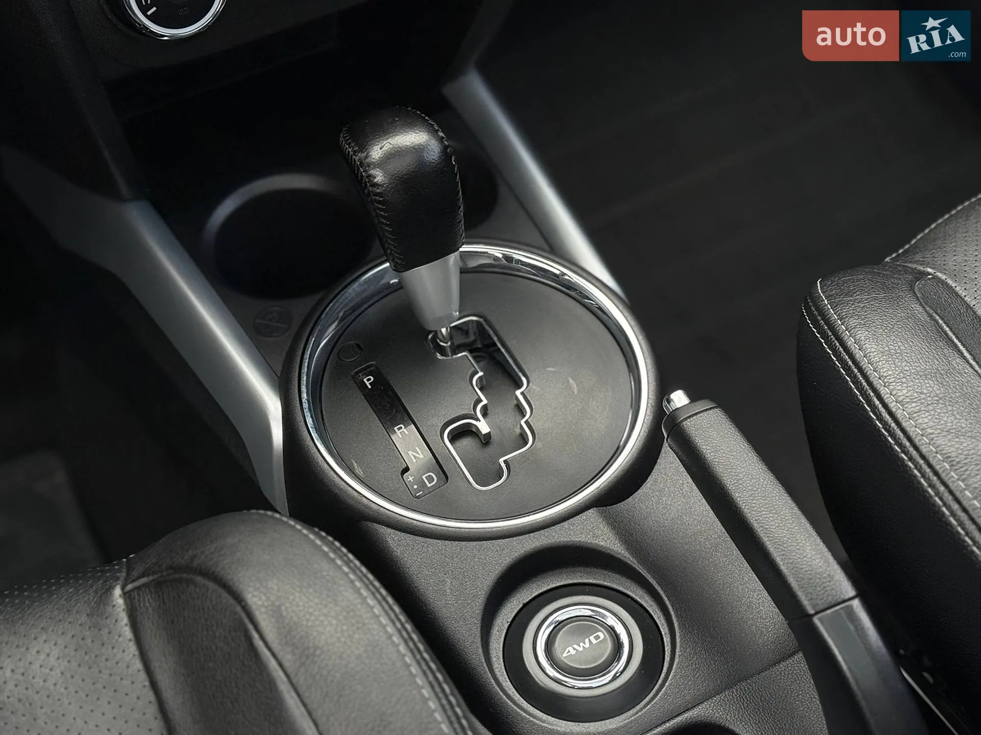 2014 Mitsubishi ASX - мініатюра 16