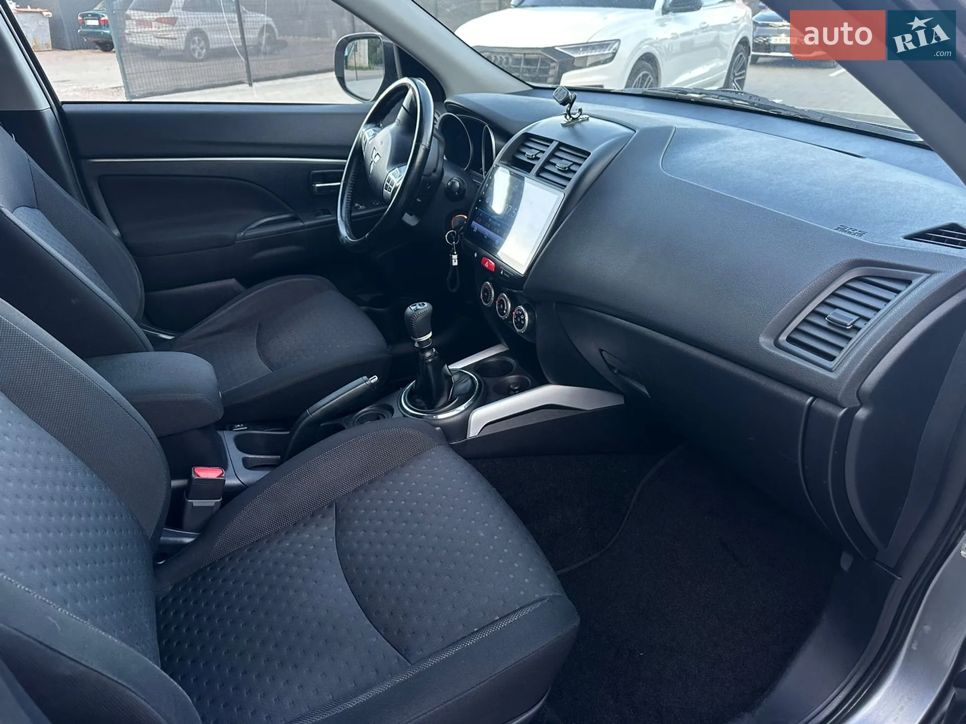 2010 Mitsubishi ASX - мініатюра 27