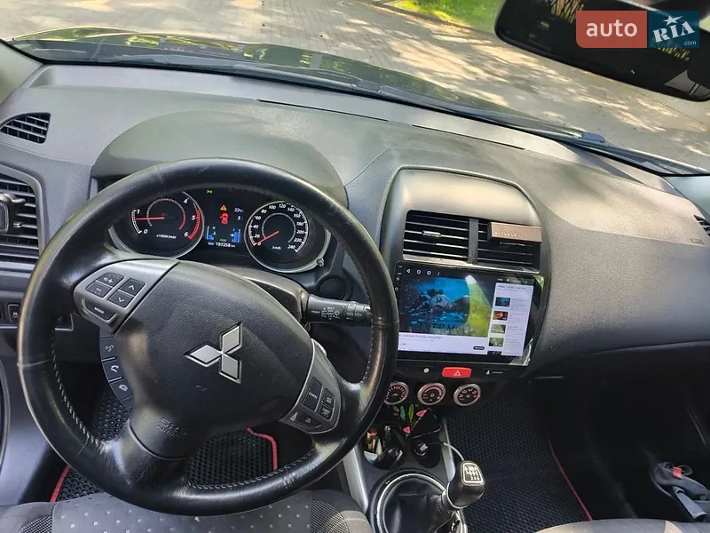 Mitsubishi ASX 2011 VIN JMBXJGA6WBZ435897 фото оголошення 8 з 53